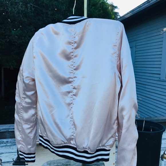New Look Satin Look Varsity Bomber Light Pink Jacket Size Medium - Picture 4 of 6
